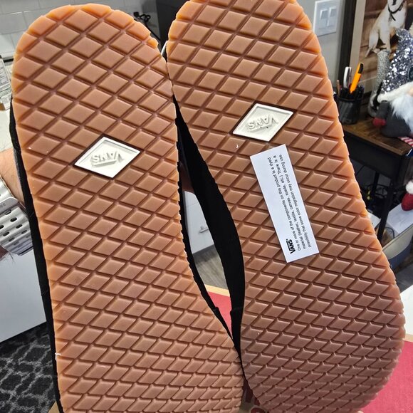 Vans Super Lowpro Suede Sneakers Skate Shoes Black/Silver VN000E89YG4 Mens 10 US - Picture 8 of 13